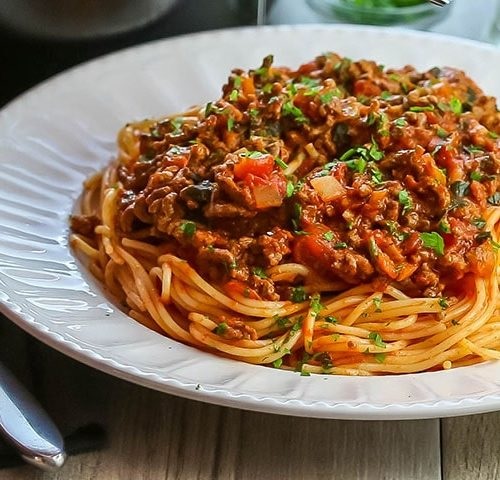 Spaghetti Bolognese: How to Prepare it and its Health Benefits